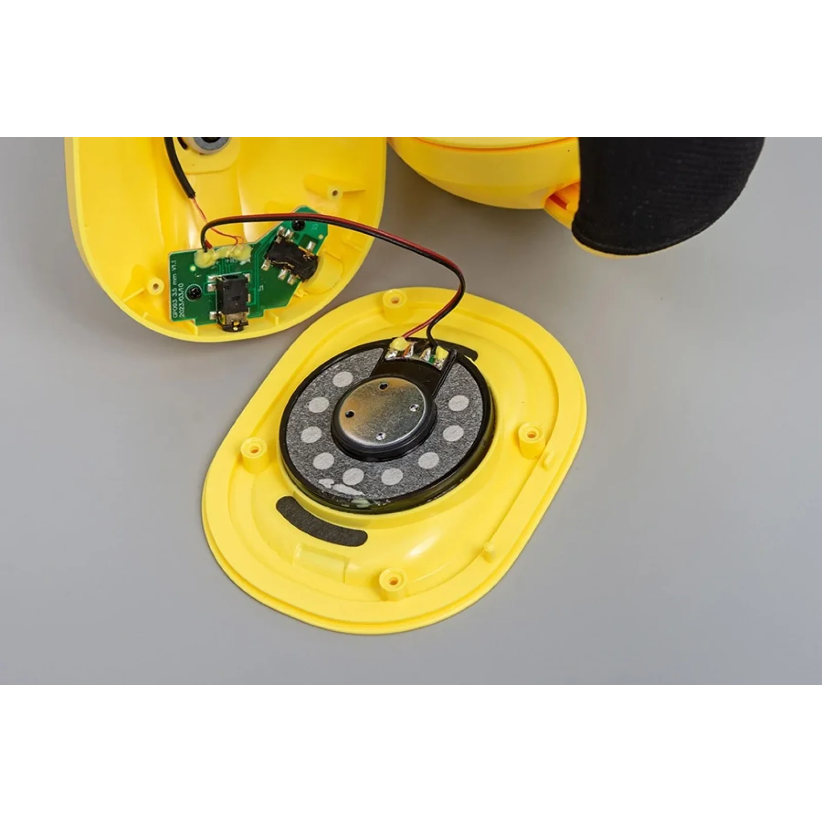 Гарнітура Hator Hyperpunk 2 Black/Yellow (HTA-847) UA