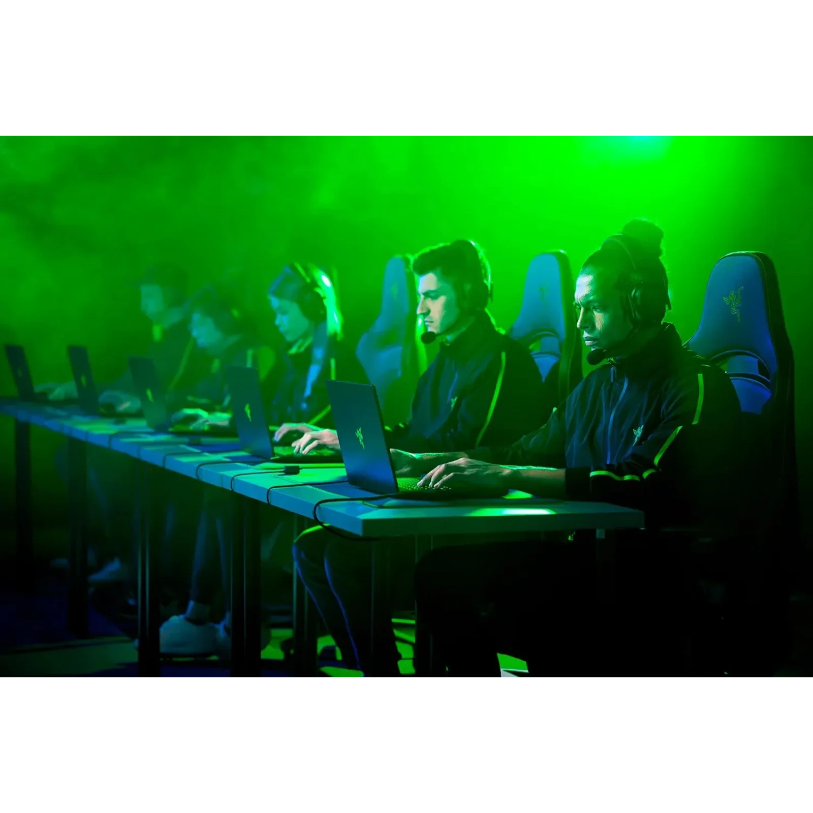 Гарнітура Razer BlackShark V2 PRO Wireless 2023 Black (RZ04-04530100-R3M1) UA