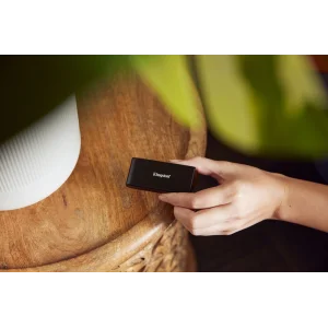Накопичувач зовнішній SSD Portable USB 1.0ТB Kingston SXS1000 Black (SXS1000/1000G) UA