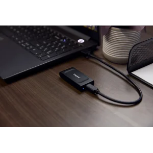 Накопичувач зовнішній SSD Portable USB 1.0ТB Kingston SXS1000 Black (SXS1000/1000G) UA