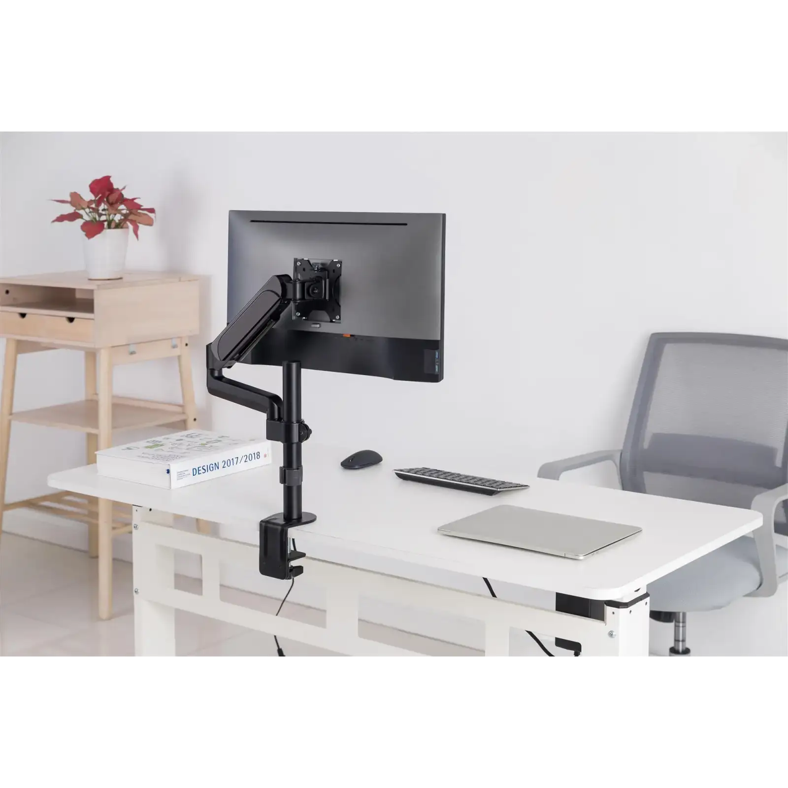 Кронштейн OfficePro MA721B 17-32