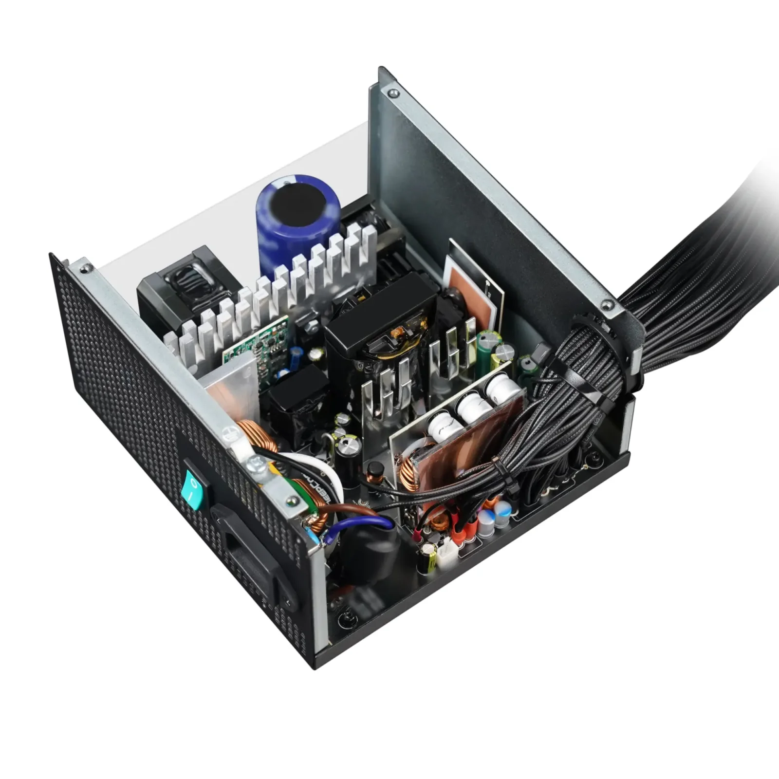Блок питания DeepCool GamerStorm PN650D (R-PN650D-FC0B-JGEU-V2) 650W UA