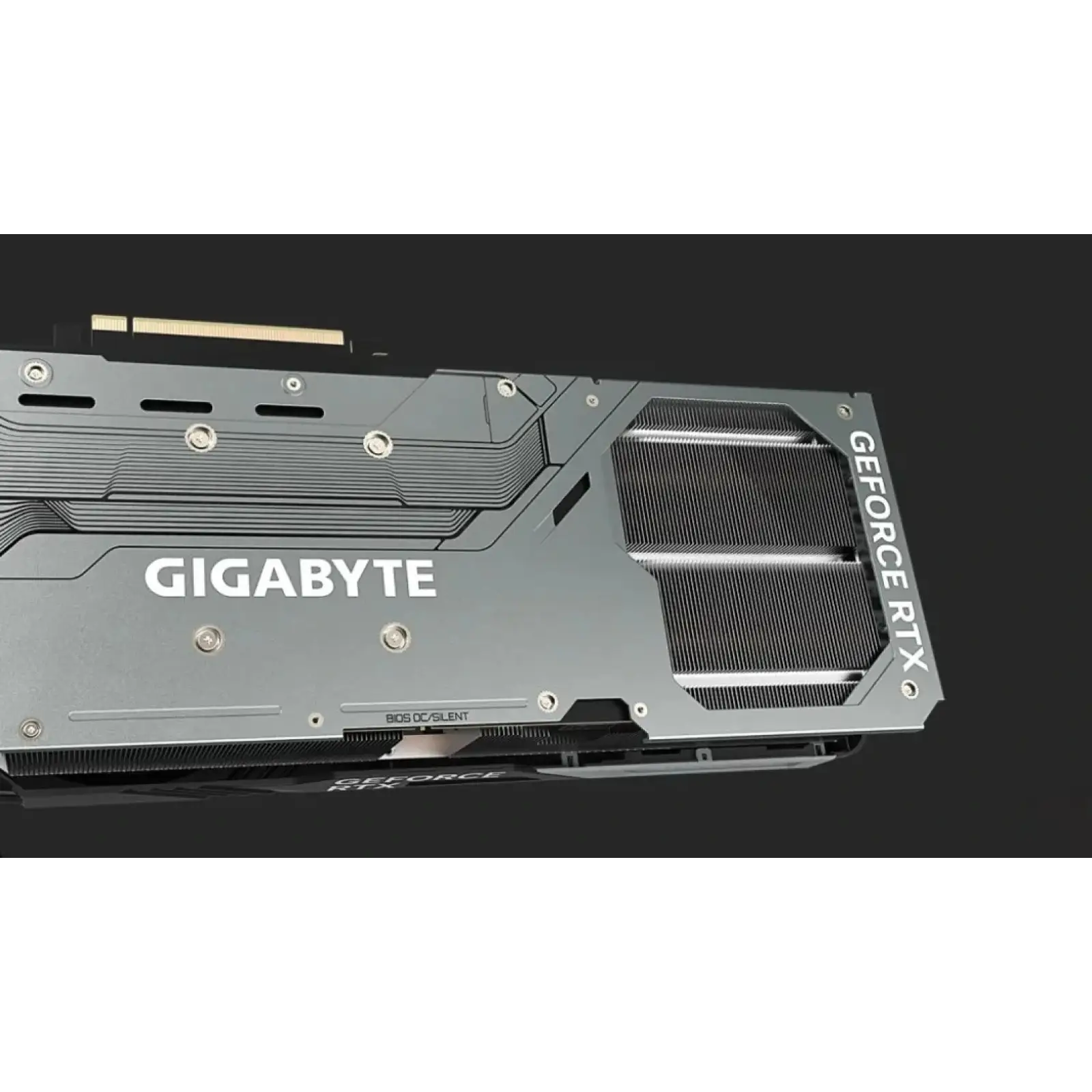 Відеокарта GF RTX 4090 24GB GDDR6X Gaming OC Gigabyte (GV-N4090GAMING OC-24GD) UA