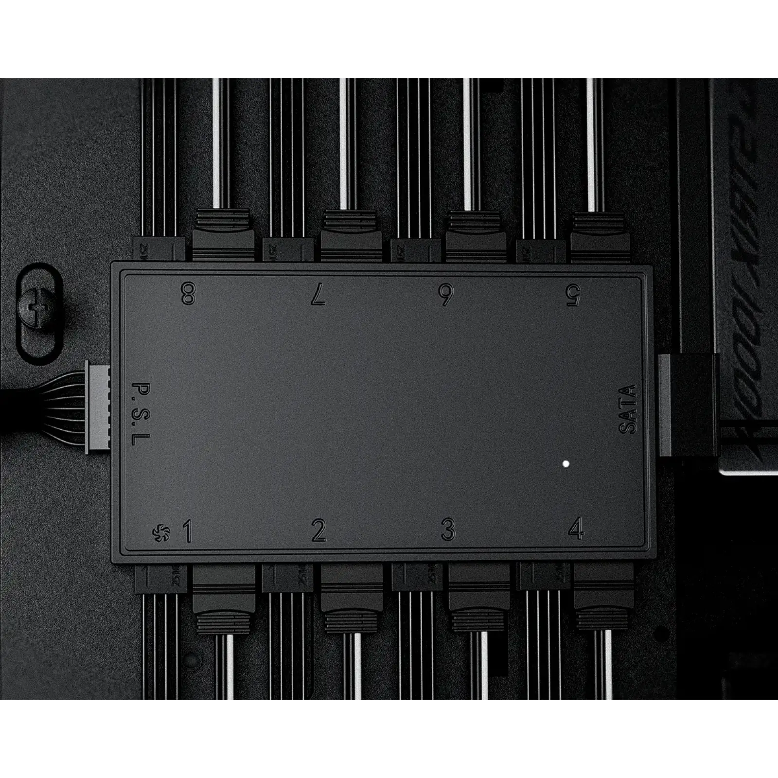 Хаб для вентиляторів ID-Cooling HA-08 UA