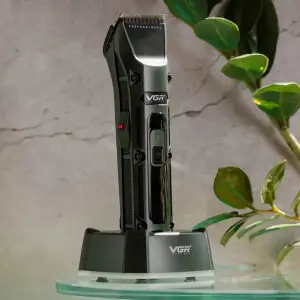 Машинка для стрижки професійна з 4 насадками VGR HP-V-696 UA