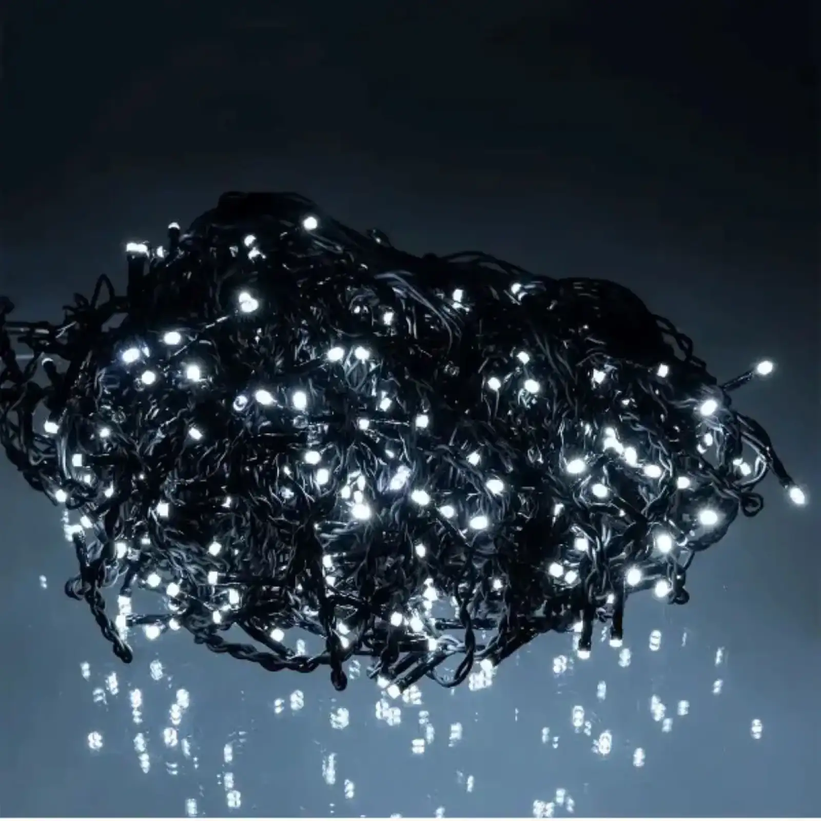Новорічна гірлянда вулична Бахрома 36 м 600 LED чорний провід Білий 36МBW Garlando UA