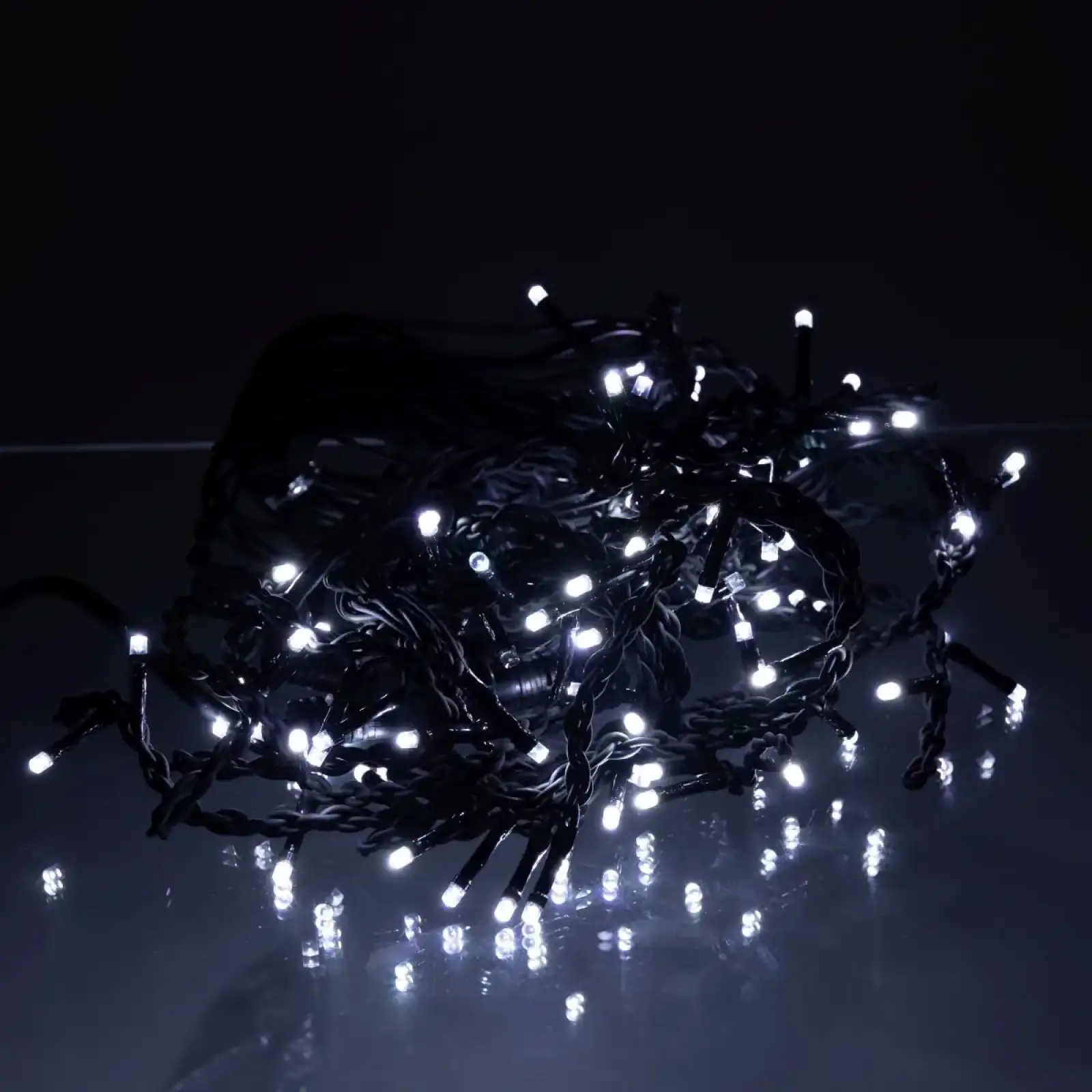 Новогодняя гирлянда уличная Бахрома 6 м 105 LED черный провод Белый 6МBW Garlando UA