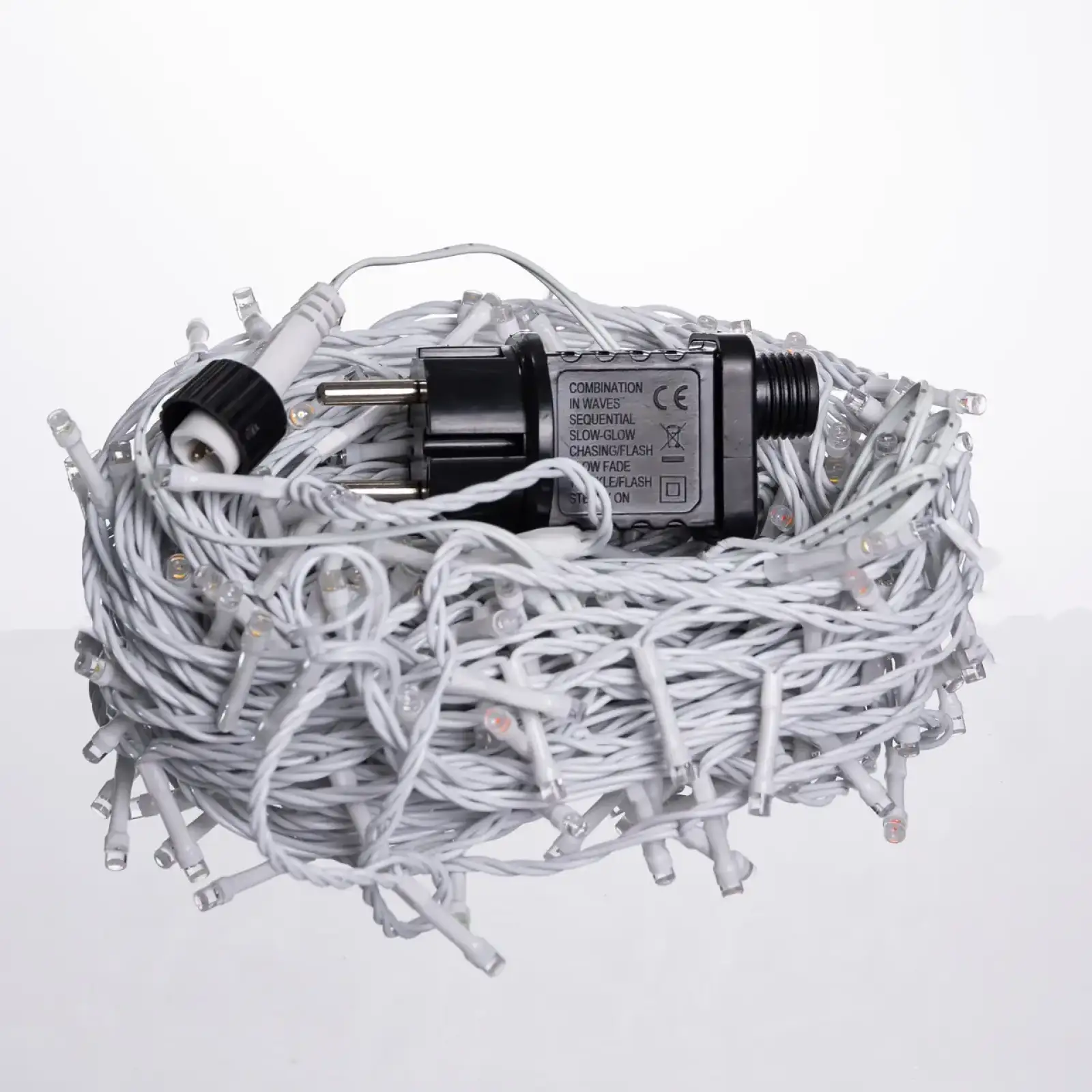 Гирлянда Нить уличная 30 м 300 LED белый провод Мультиколор CF300L30MWML Garlando UA