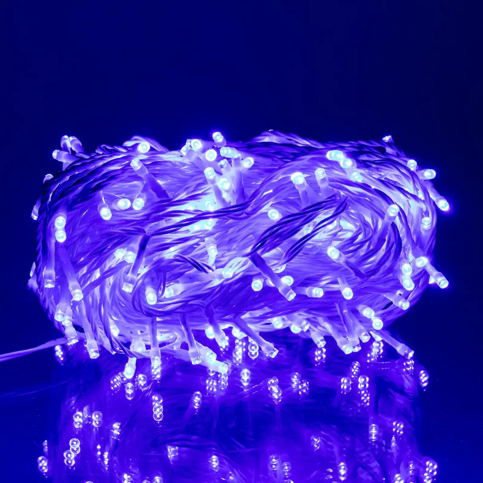 Гірлянда Нитка вулична 30 м 300 LED білий провід Синій CF300L30MWBL Garlando UA
