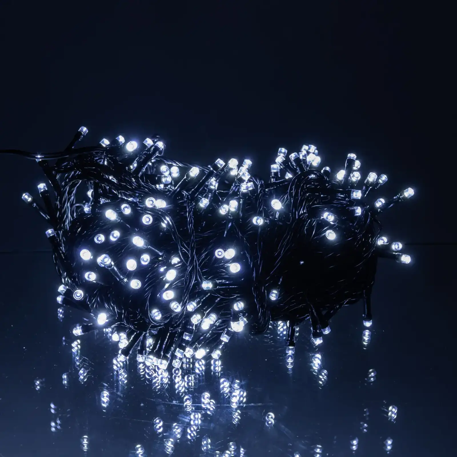 Гирлянда Нить уличная 30 (м) 300 LED черный провод Белый CF300L30MBW Garlando UA