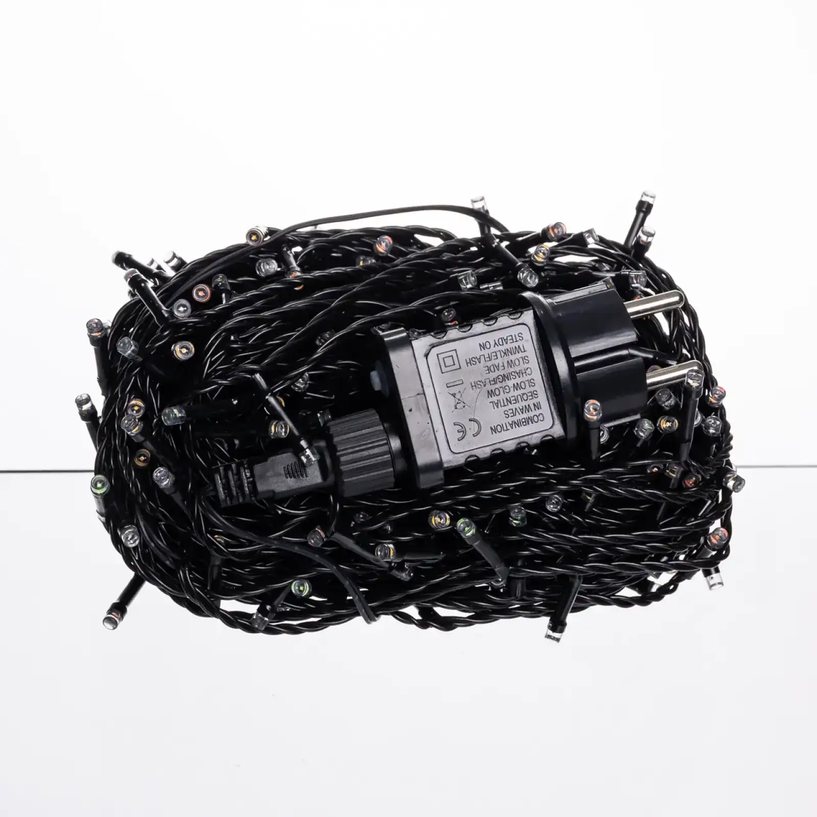 Гірлянда Нитка вулична 30 (м) 300 LED чорний провід Мультиколір CF300L30MBML Garlando UA