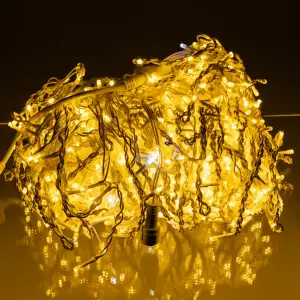 Вулична гірлянда Бахрома 50 м 600 LED білий провід Жовте сяйво 50MWY Garlando UA