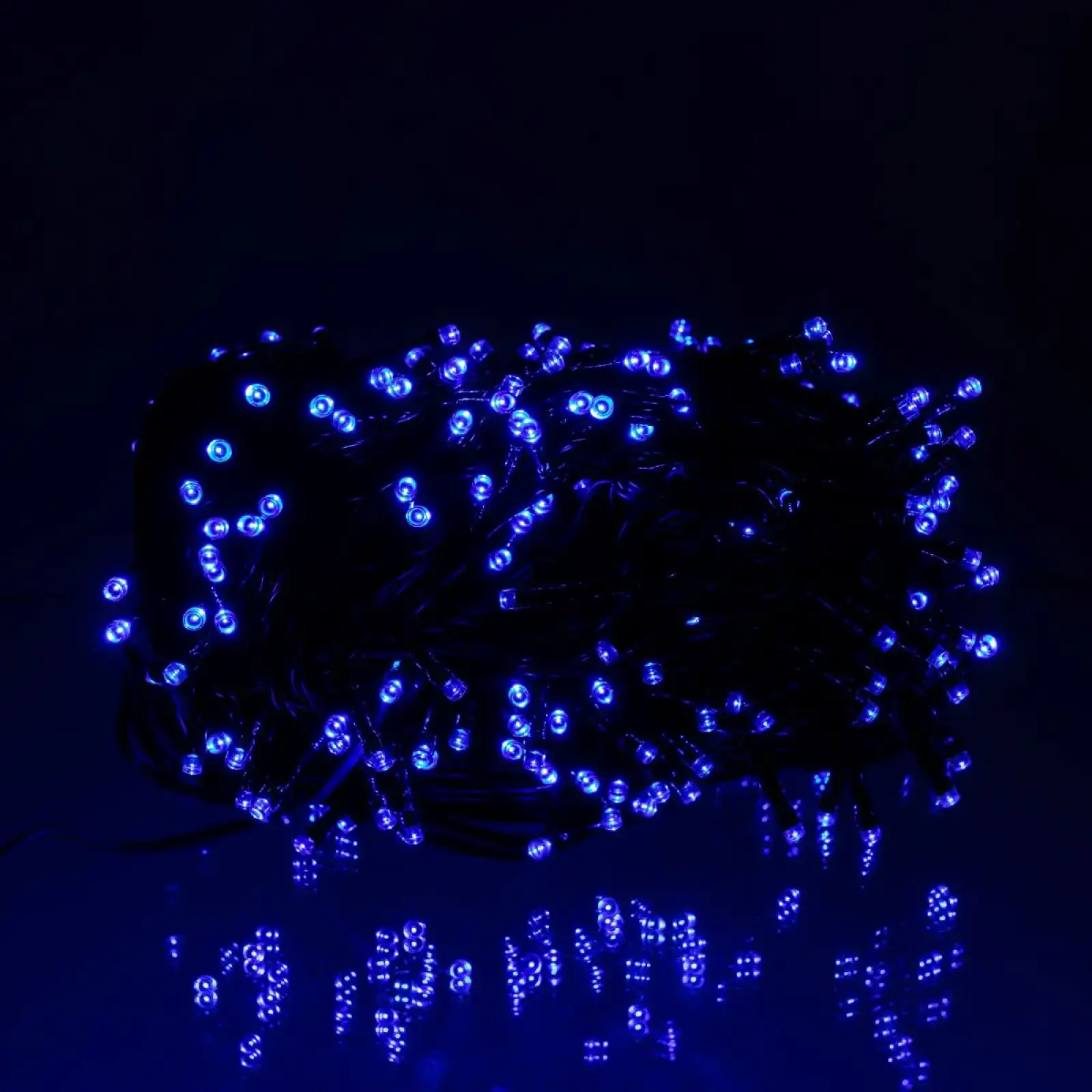 Новорічна гірлянда вулична 100 м 1000 LED із сонячною батареєю 8 режимів роботи чорний провід Синій SB1000L100MBBL Garlando UA