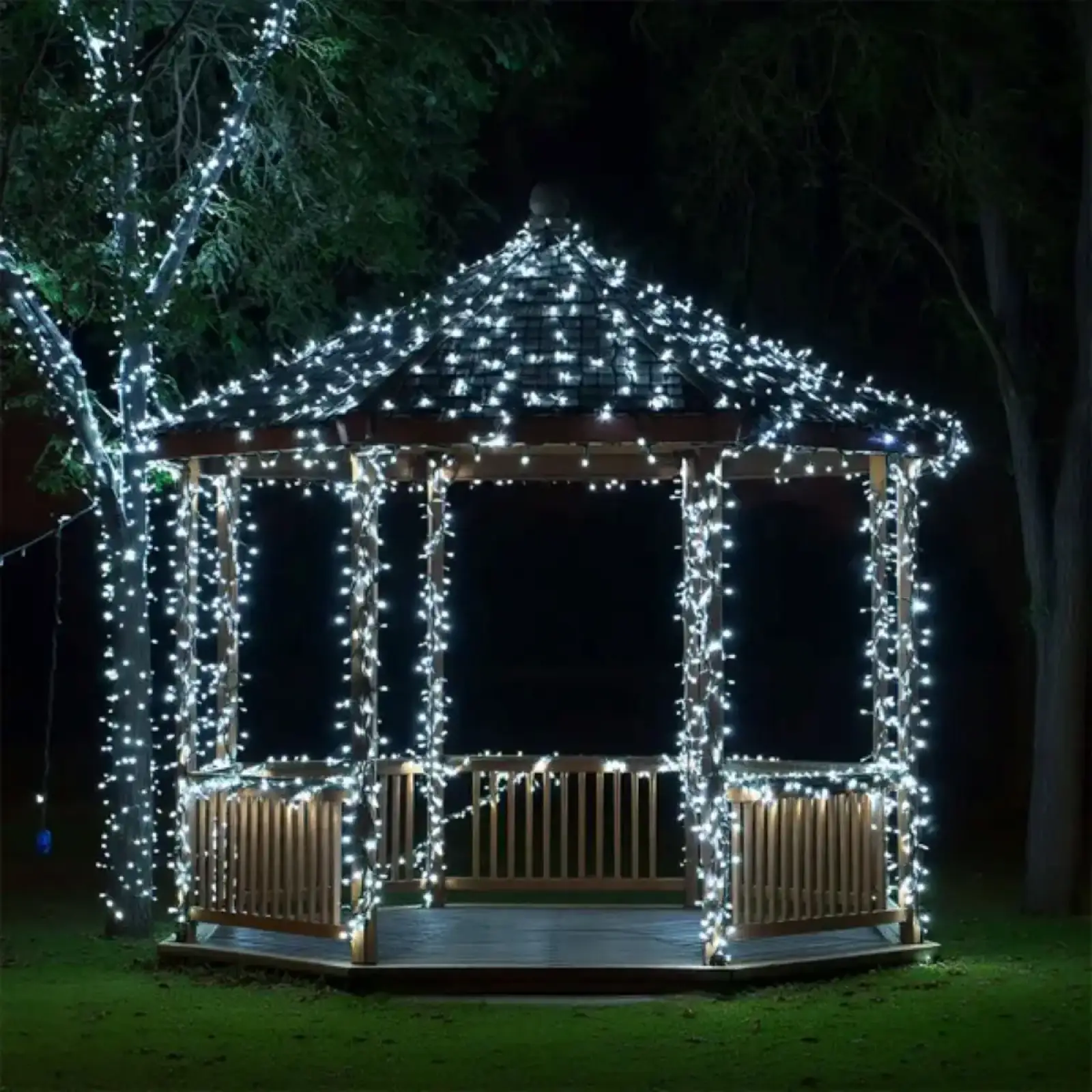 Новорічна гірлянда вулична 100 м 1000 LED із сонячною батареєю 8 режимів роботи чорний провід Біле світло SB1000L100MBW Garlando UA