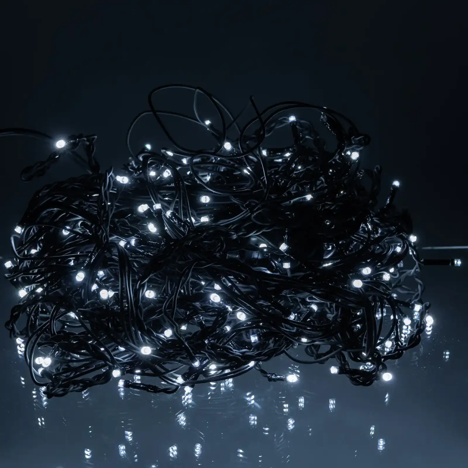 Вулична гірлянда Бахрома 20 м 335 LED гірлянда штора чорний провід Білий 20MBW Garlando UA