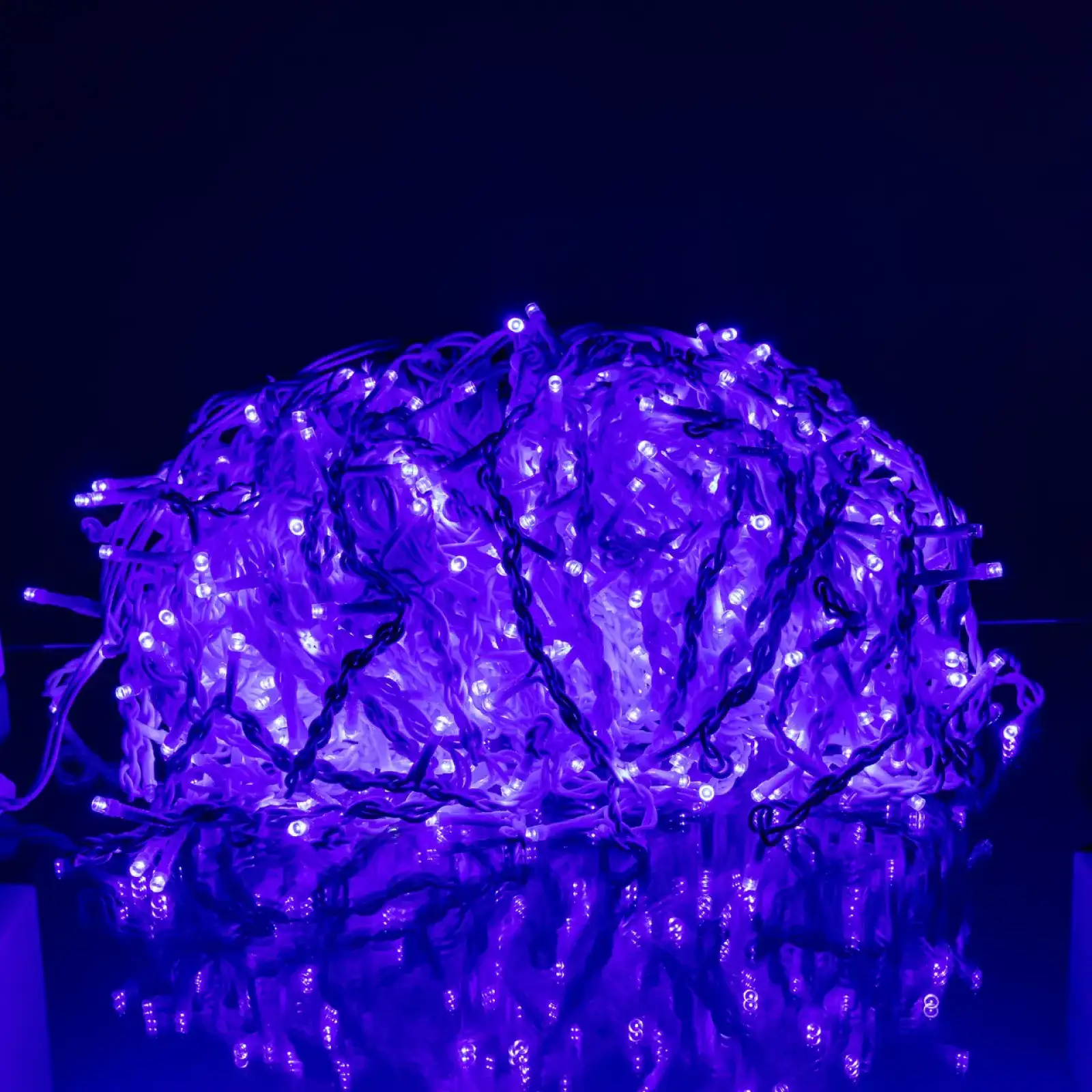 Вулична гірлянда Бахрома 36 м 600 LED білий провід Синій 36MWBL Garlando UA