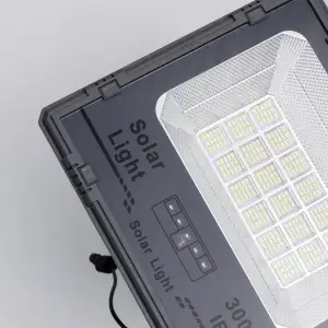 Вуличний LED ліхтар на сонячних батареях 270 LED 300 Вт HP-5-62 Yiwu UA