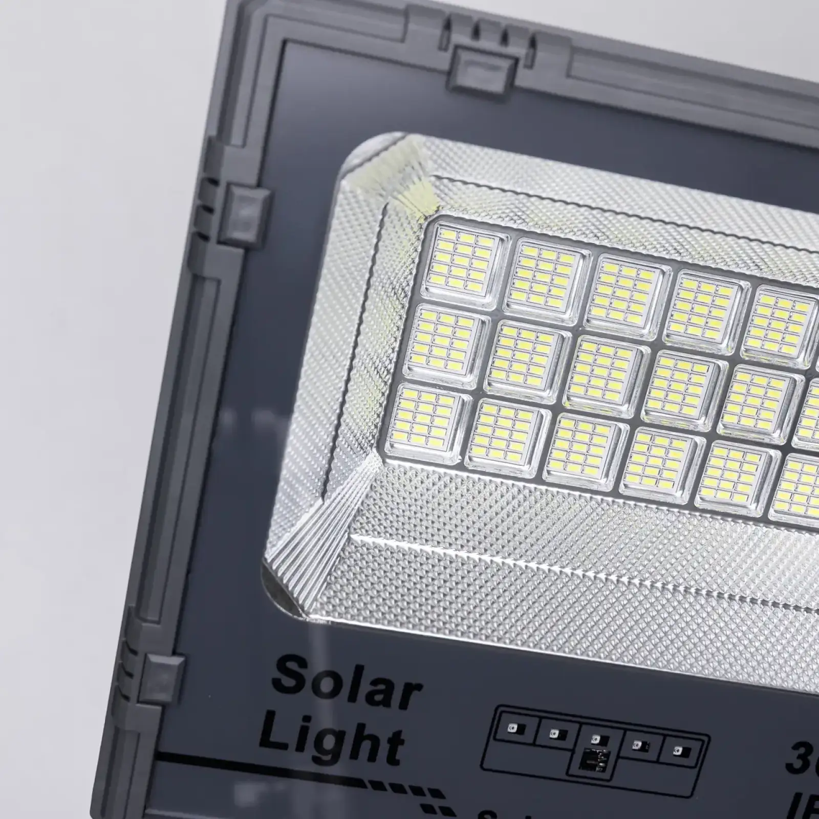 Вуличний LED ліхтар на сонячних батареях 270 LED 300 Вт HP-5-62 Yiwu UA