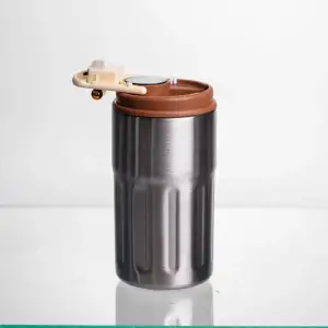 Термочашка Coffee 400 мл з ремінцем та датчиком температури, коричневий Yiwu HP-GM-1 UA