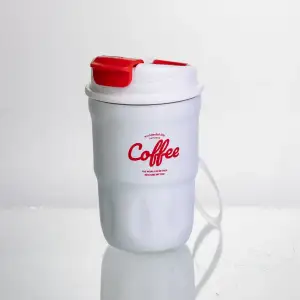 Термочашка "Coffee" 400 мл с ремешком и откидной крышкой-клапаном, белый Yiwu HP-GM-19 UA