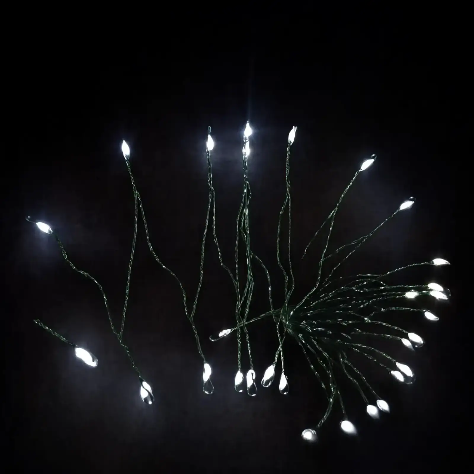 Гірлянда Кінський хвіст Мішура 640 LED 16 ниток 2 м зелена, білий GarlandoPro D640L2MGW UA