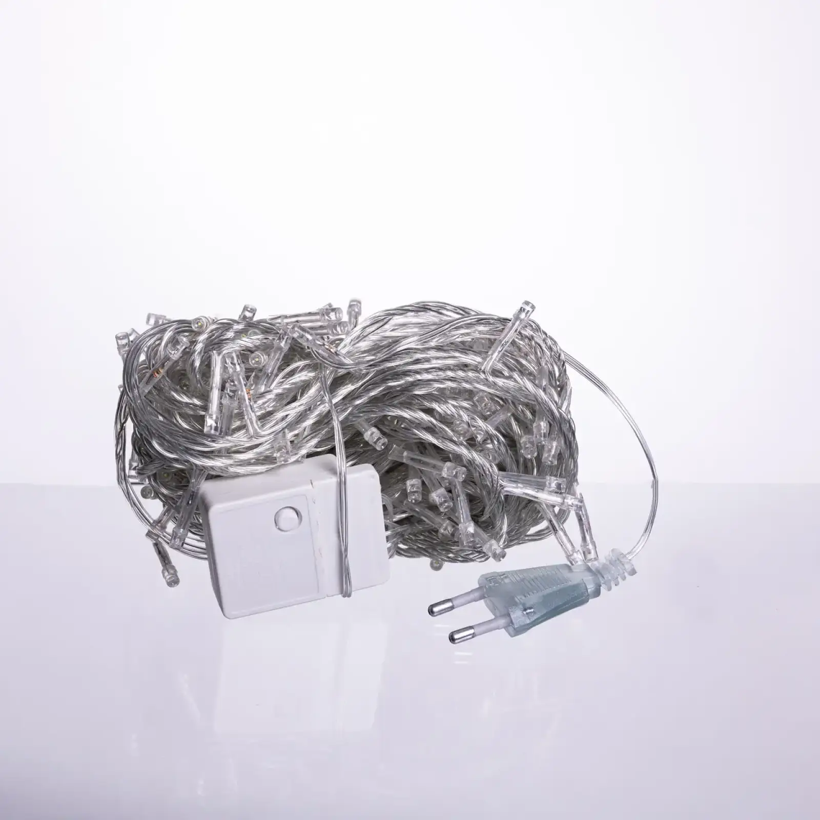 Новогодняя гирлянда комнатная нить 14 м 160 LED комнатная гирлянда белый провод Белый свет W160LED16MWW Garlando UA