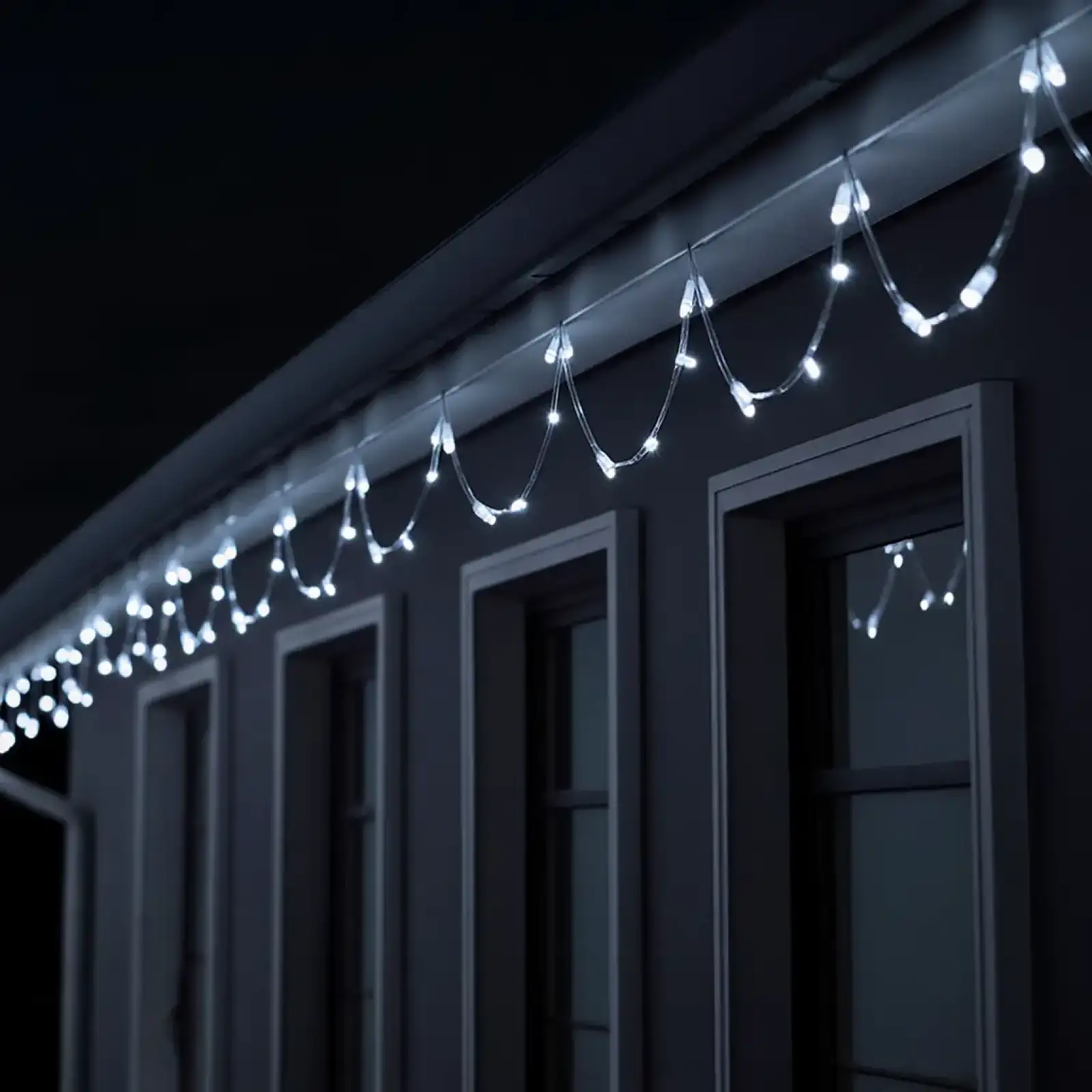Новорічна гірлянда кімнатна нитка 18 м 180 LED білий провід Білий W180LED18MWW Garlando UA