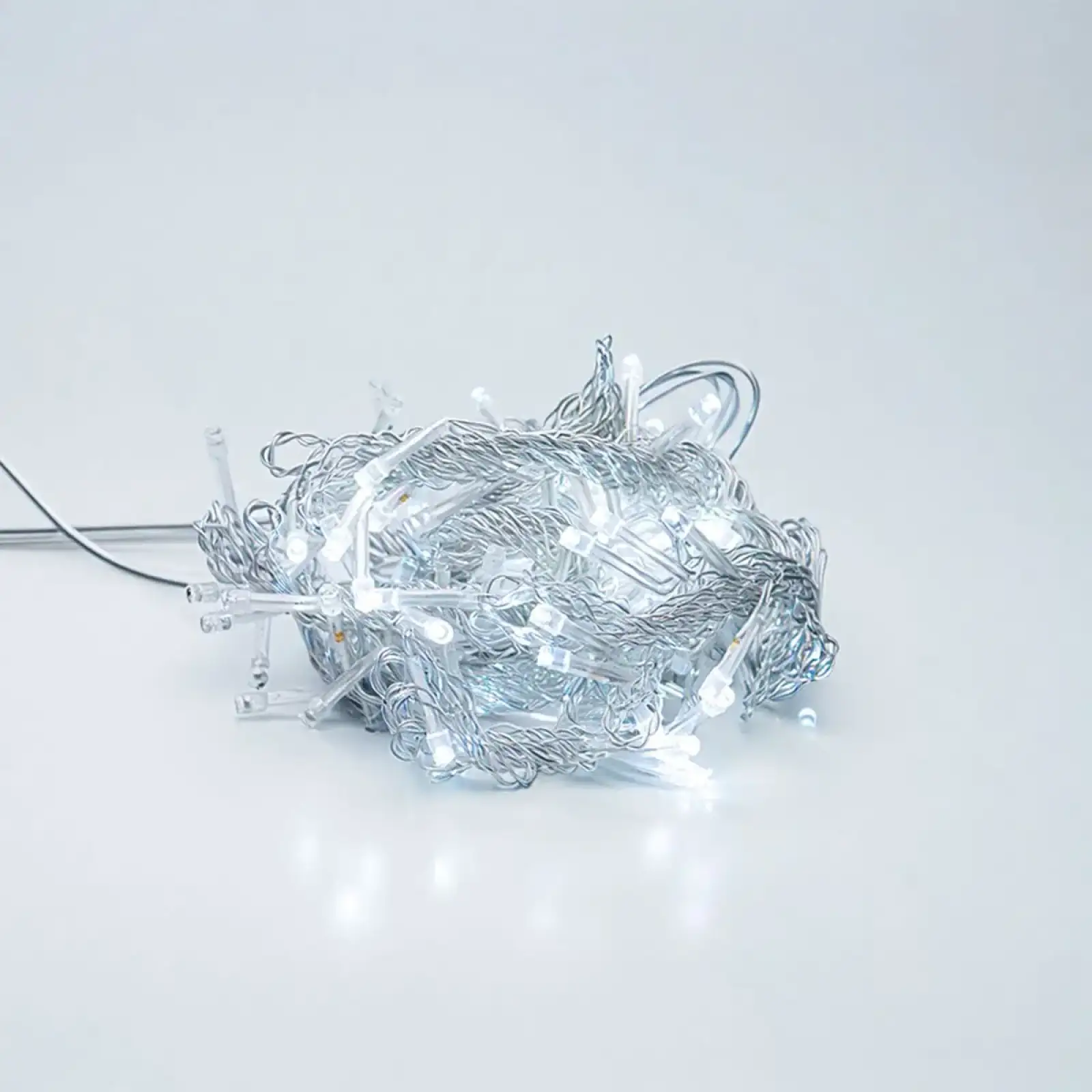 Новорічна гірлянда штора 2х2 м 80 LED кімнатна білий провід Білий ZWM2280LEDW Garlando UA