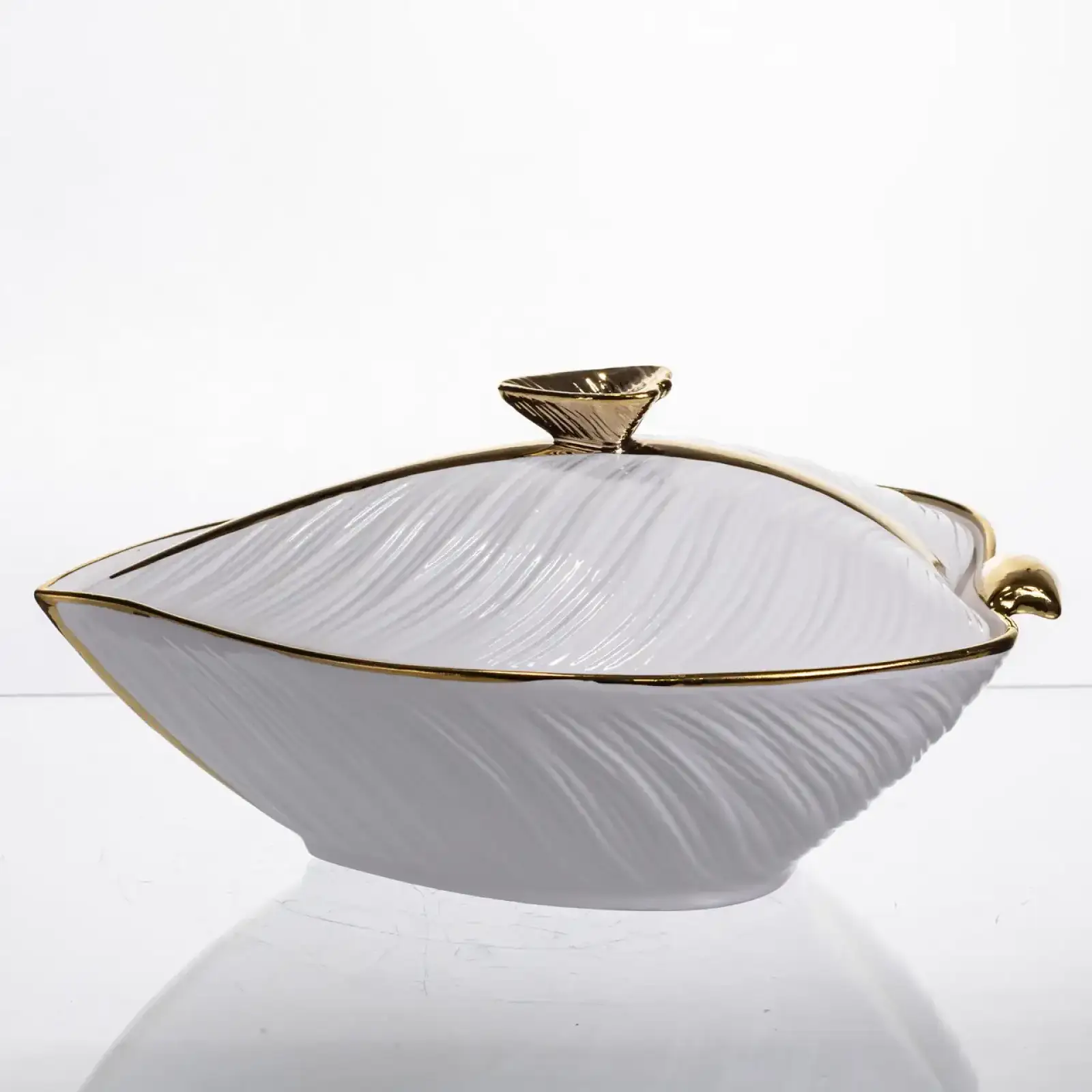 Супница 800 (мл) кастрюля 26×18×14 (см) с крышкой Белый с золотом XL-4074AG Yiwu UA