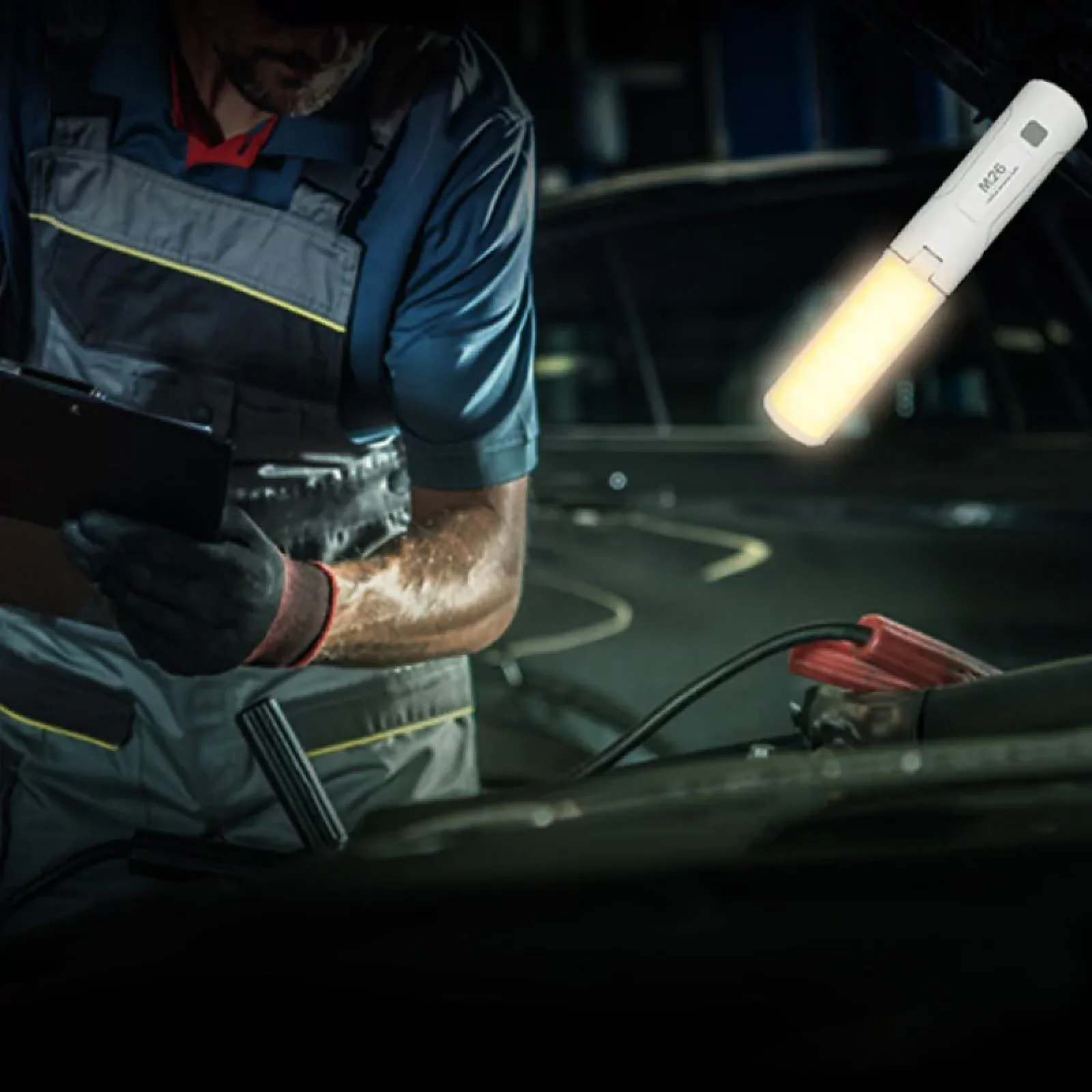 Кемпінговий ліхтар акумуляторний M26 White