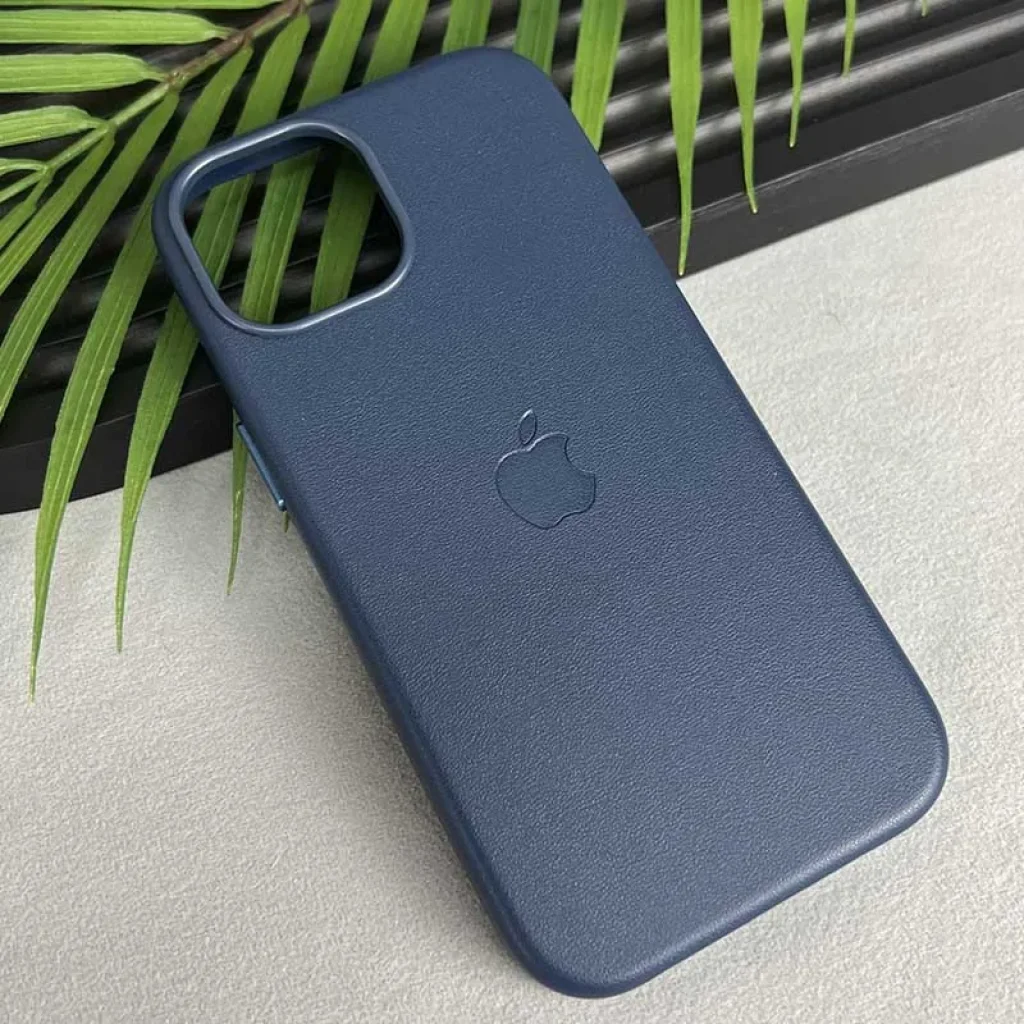 Чехол Leather Case (AAA) with MagSafe and Animation для Apple iPhone 16 Pro Blue