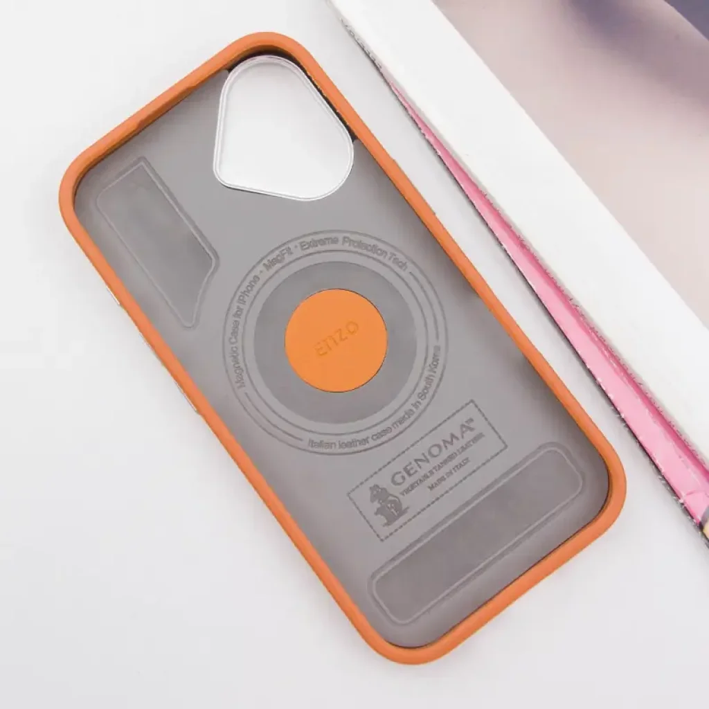Чохол SGP PC+Leather with MagSafe для Apple iPhone 16 Plus Brown