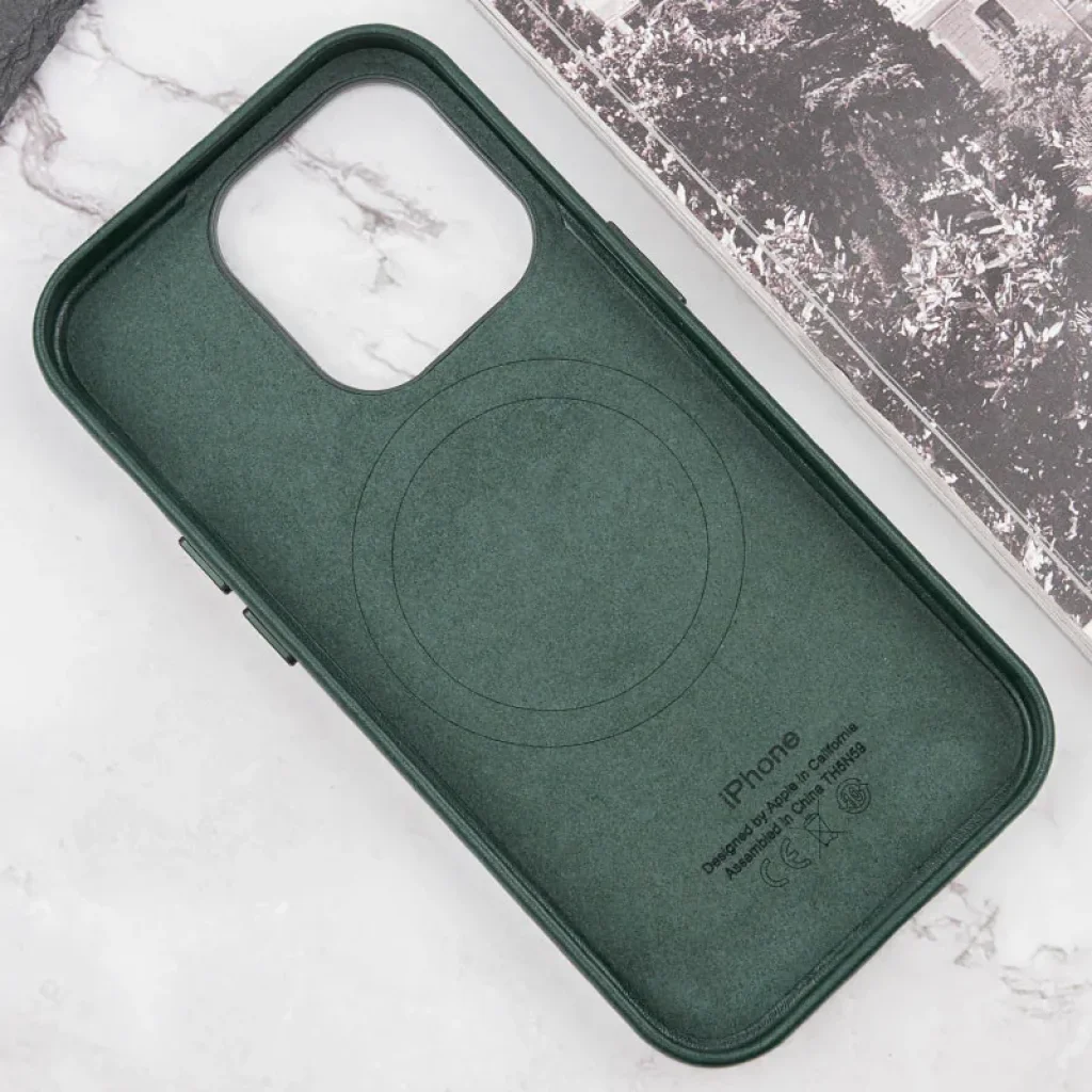 Чехол Leather Case (AAA) with MagSafe and Animation для Apple iPhone 16 Pro Max Green