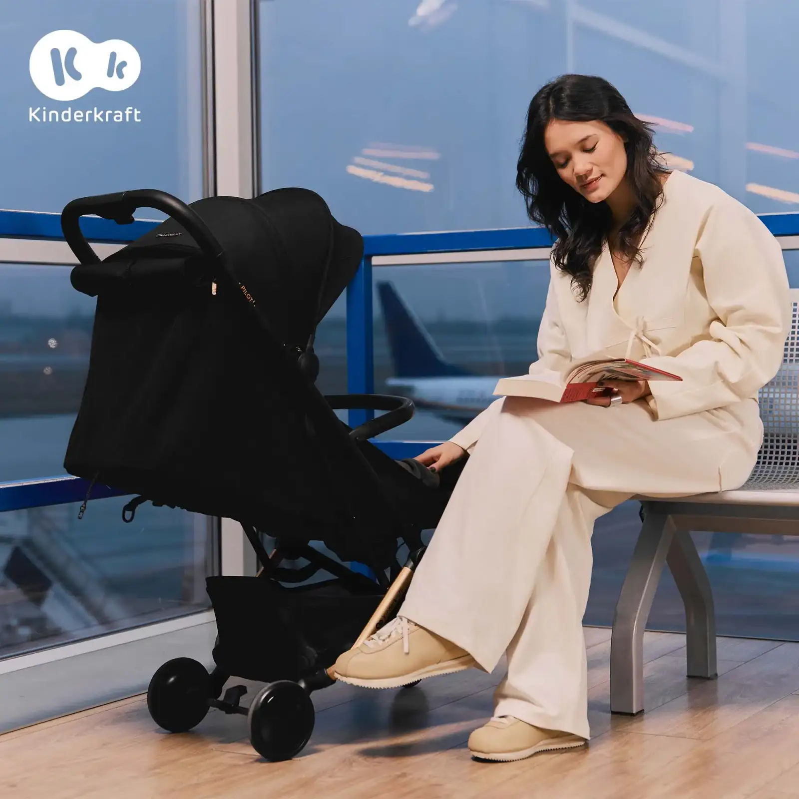 Прогулочная коляска Kinderkraft Pilot 2 Midnight Black (KSPILO02BLK0000) UA