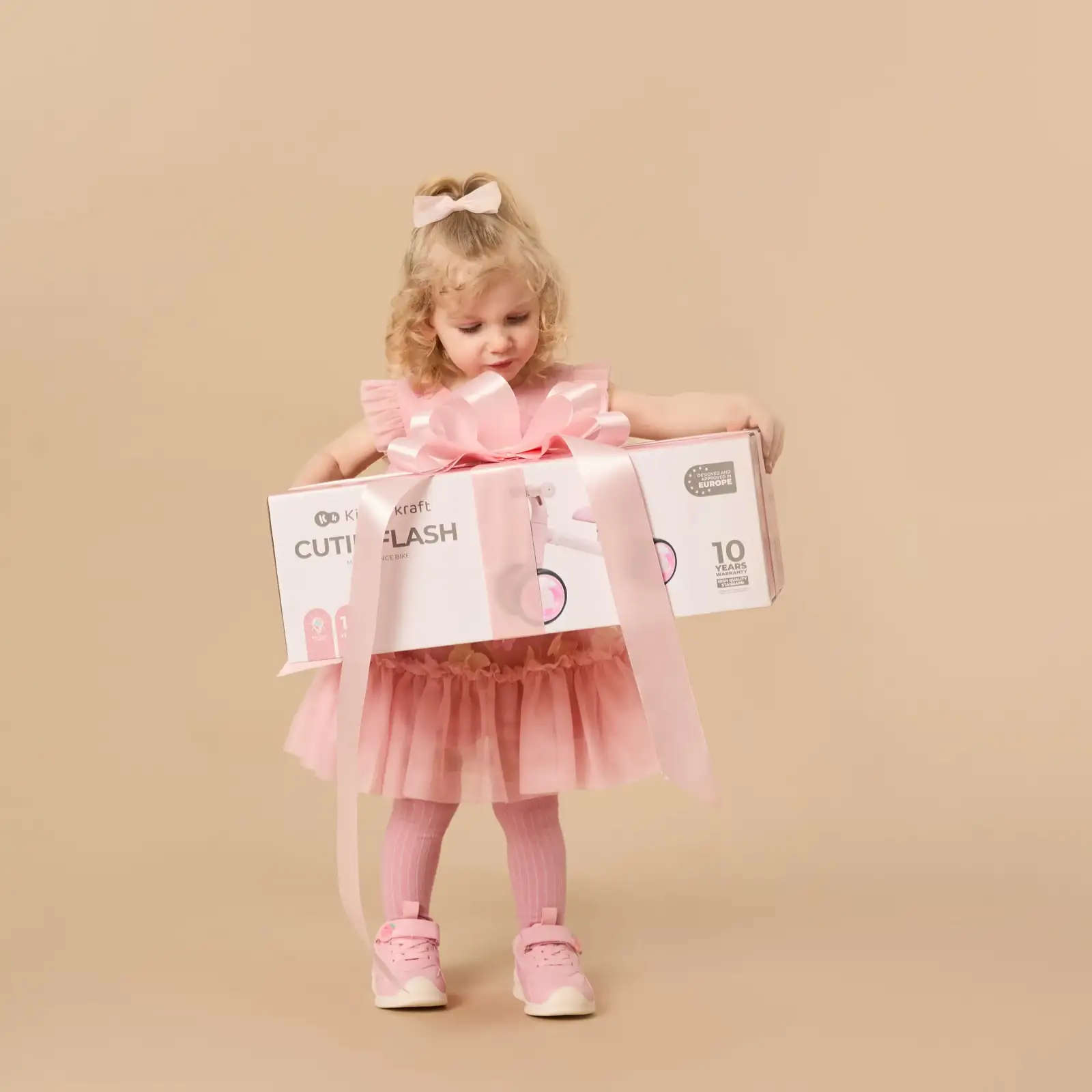 Каталка-біговел Kinderkraft Cutie Flash Beige (KRCUFL00BEG0000)