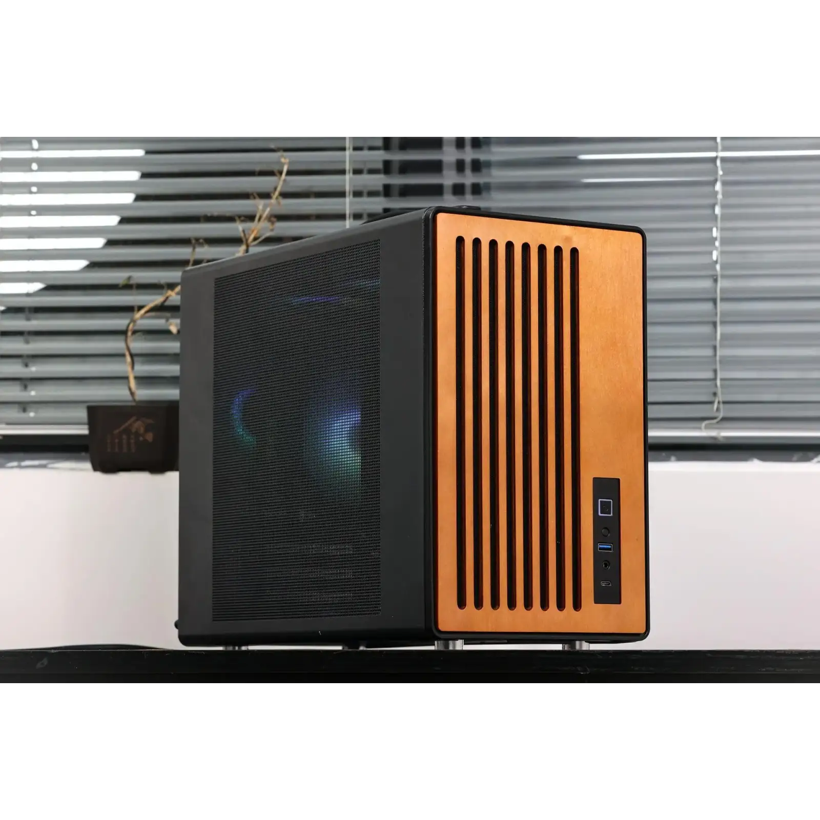 Корпус для комп'ютера DARK FLASH WD200 mATX без блока живлення, чорний (WD200 BLACK) UA