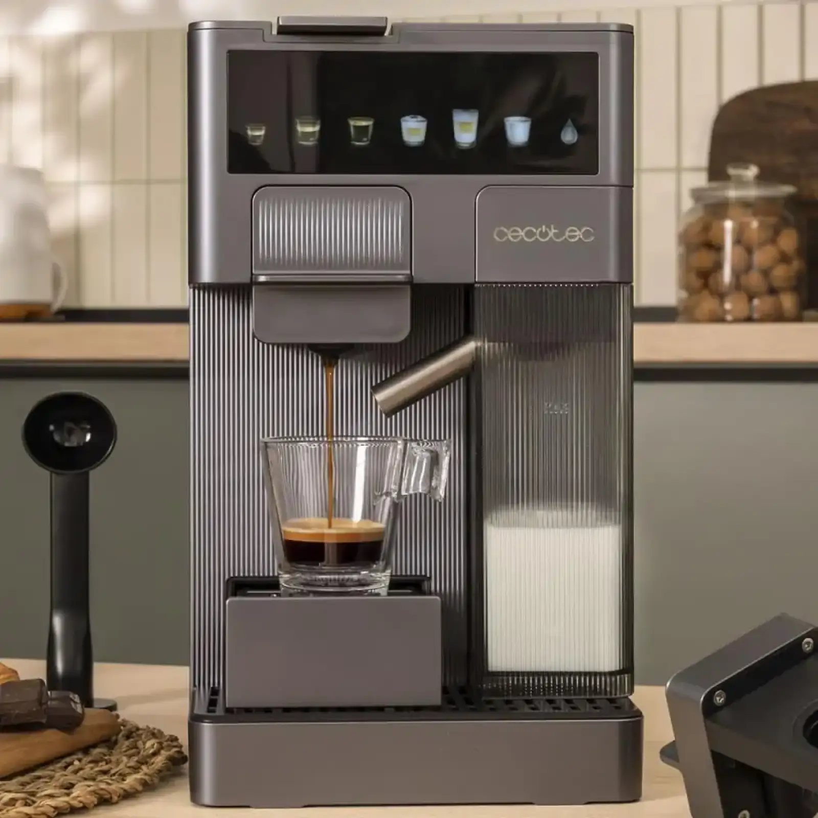 Кавоварка капсульна CECOTEC FreeStyle Latte UA