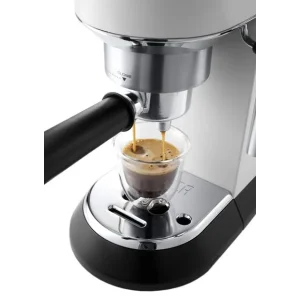 Кавоварка DeLonghi EC 685 W