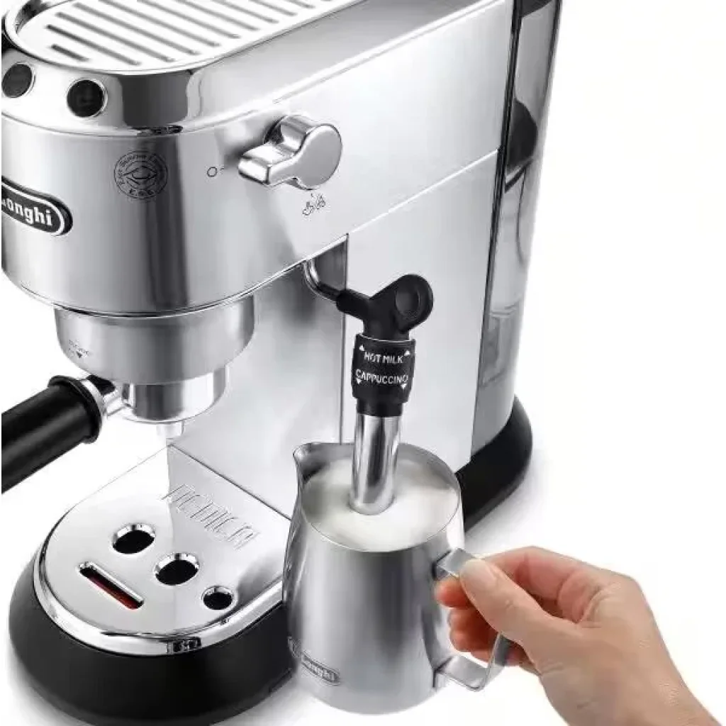 Кавоварка DeLonghi EC 685 M UA