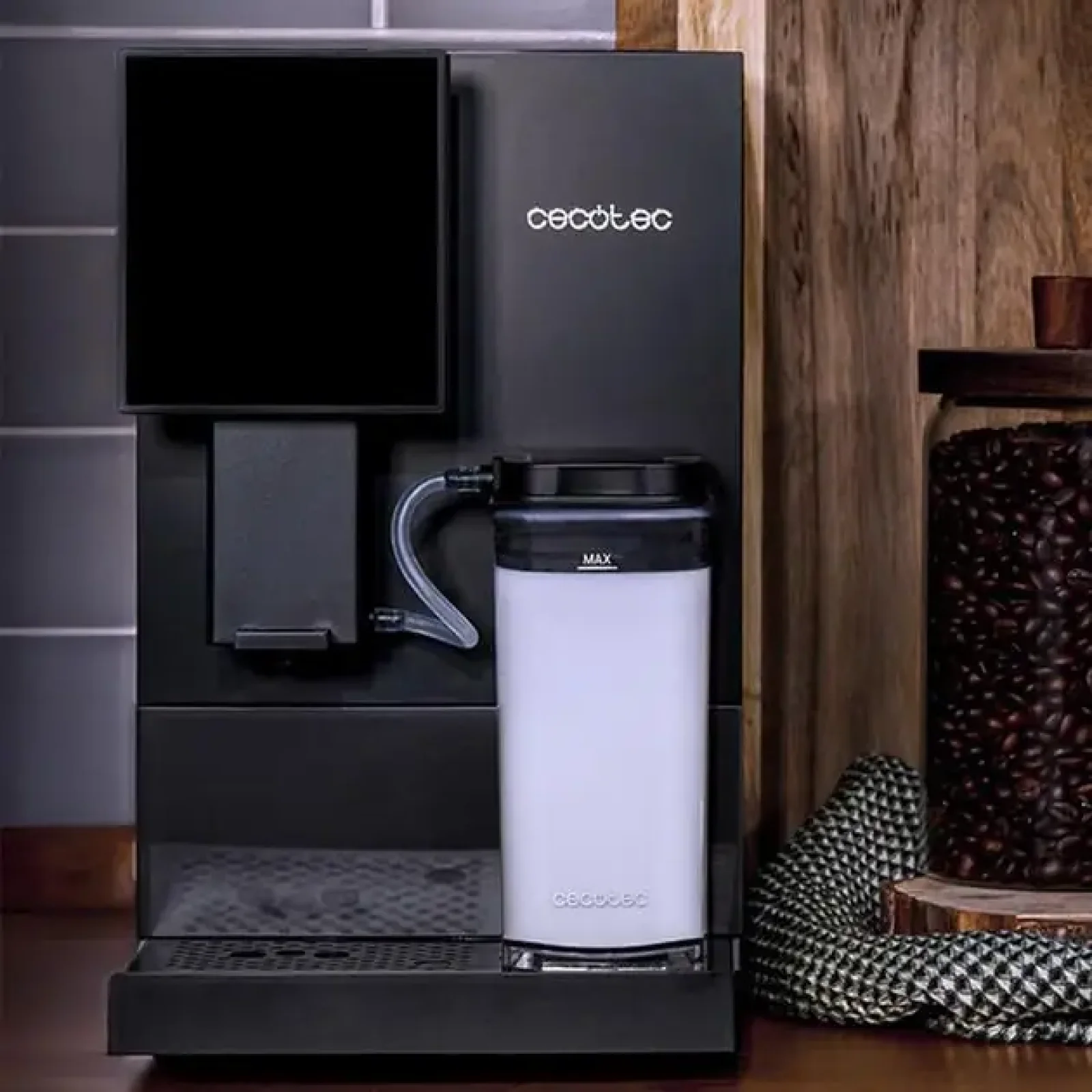 Кавомашина CECOTEC Cremmaet Compactccino Connected (CCTC-01460) UA