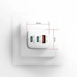 МЗП AXAGON ACU-DPQ65W, 3x port (USB + dual USB-C), PD3.0/QC4+/PPS/Apple, 65W, Білий UA