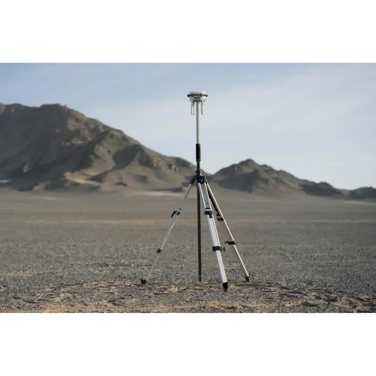 Комплект рейки та штатива D-RTK 3 - CP.EN.00000553.02 DJI UA