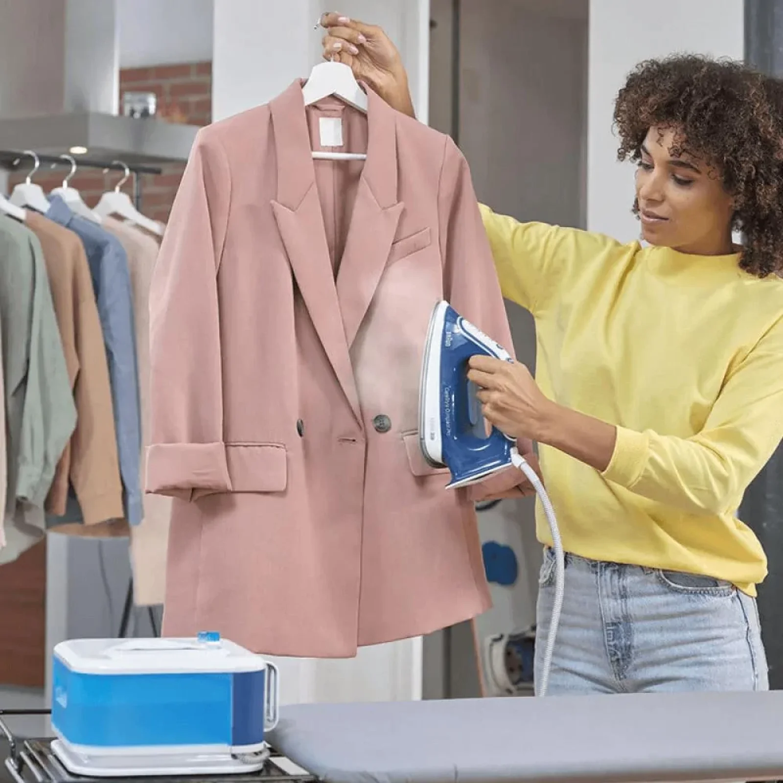 Прасувальна система BRAUN IS 2565 BL UA