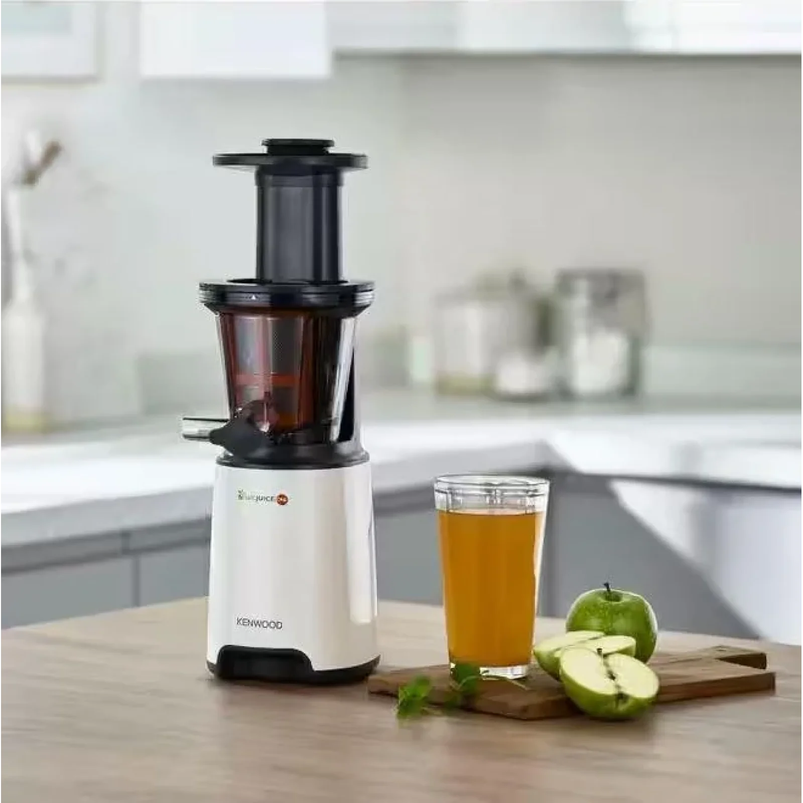 Соковитискач Kenwood JMP 400 WH UA