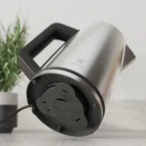 Електрочайник ELECTROLUX E5K1-6ST UA
