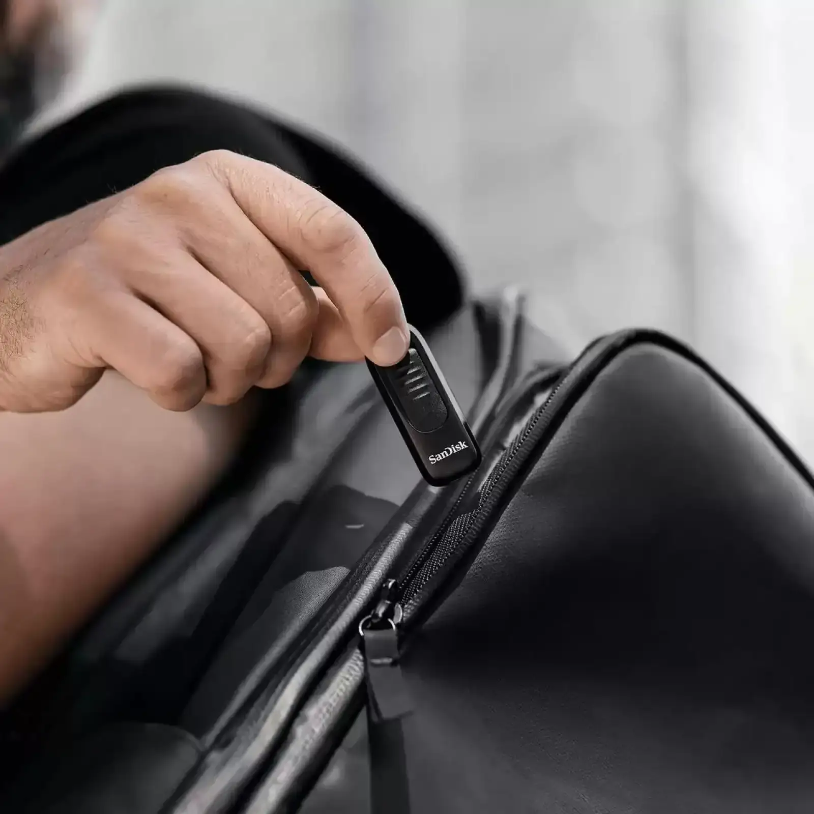 Флеш-пам'ять (накопичувач USB) USB-C 32GB SDCZ480-032G-G46 SANDISK UA