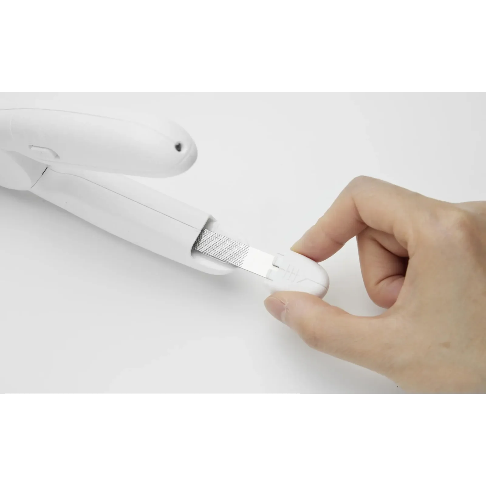 Кусачки PETKIT LED Pet Nail Clipper PRO PK2302 UA