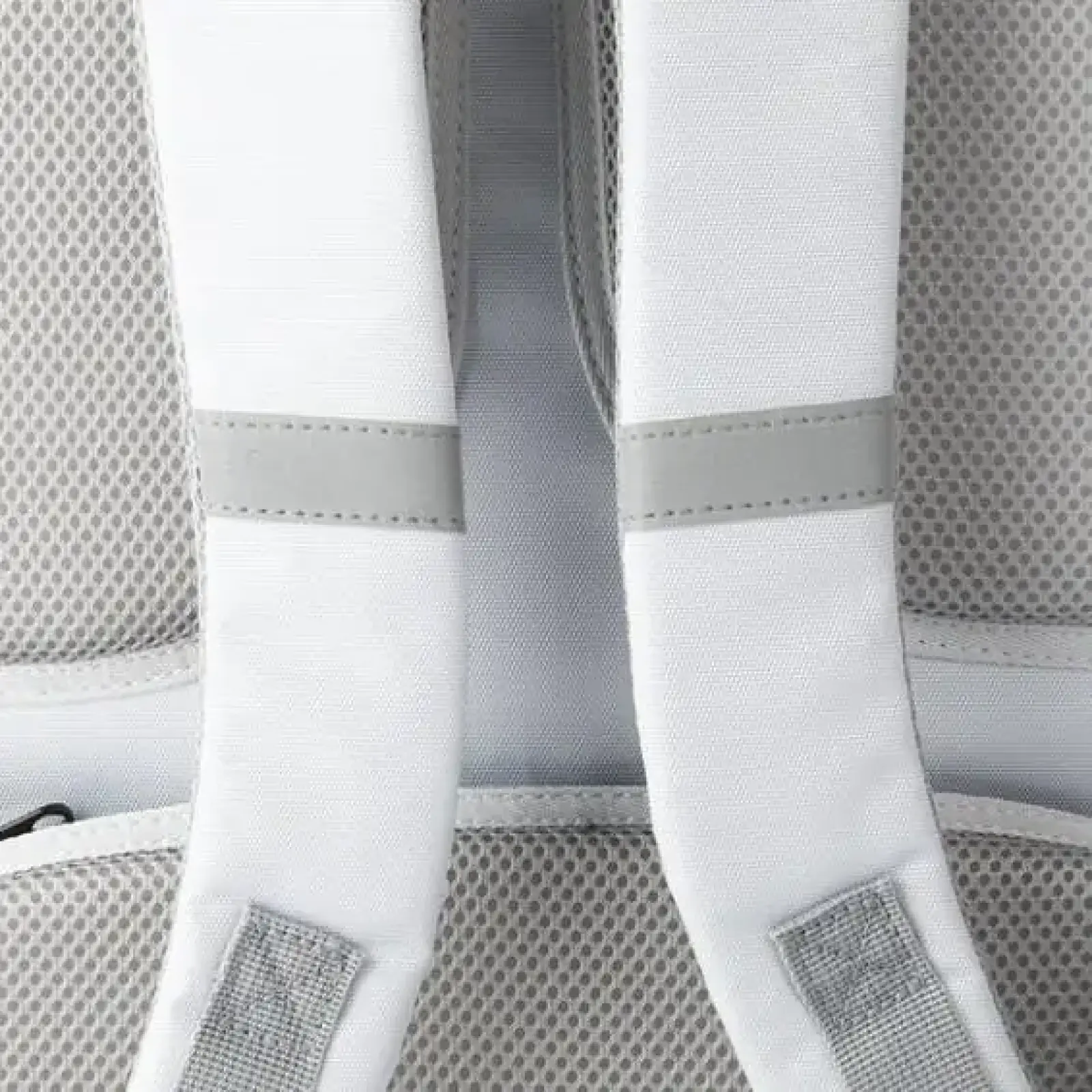 Рюкзак-переноска PETKIT Breezy 2 Cat Carrier White P7704 (P7704 WHITE) UA