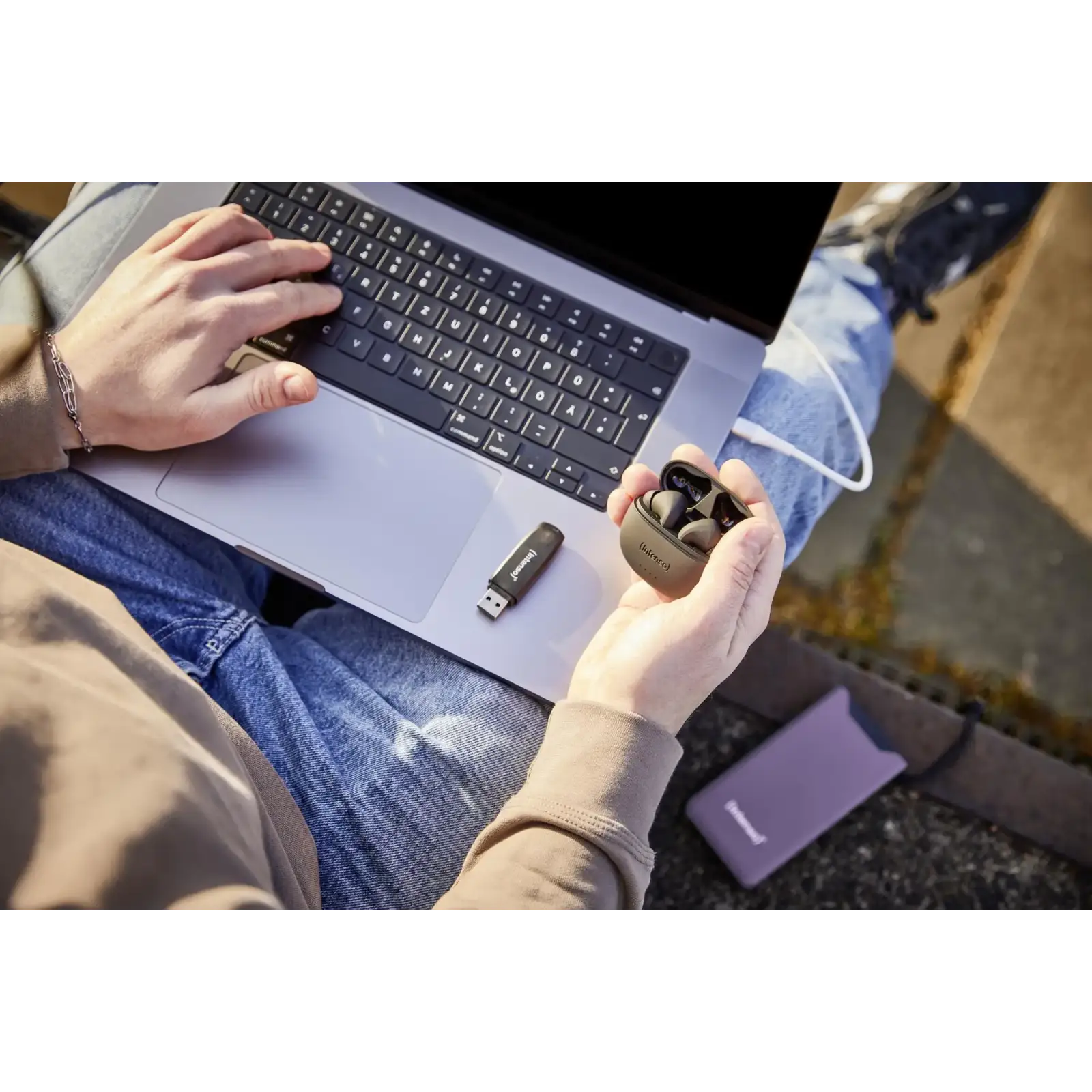 Внешний аккумулятор USB 10000MAH QC3.0 PURPLE F10000 7332033 INTENSO UA