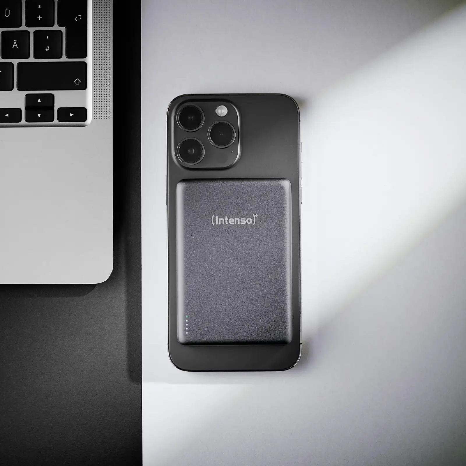 Зовнішній акумулятор USB 10000MAH MAG GREY MW10000 7344034 INTENSO UA
